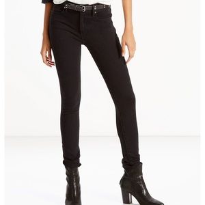 Levi’s Women’s 721 High Rise Skinny Jeans